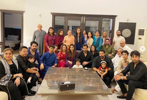Sana with her family