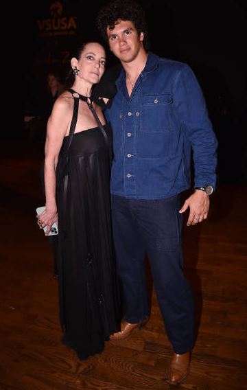Sebastian de Felice Wiki, Age, Height, Girlfriend, Parents, Net worth, Biography & More 7 Sebastian with Bonnie Young
