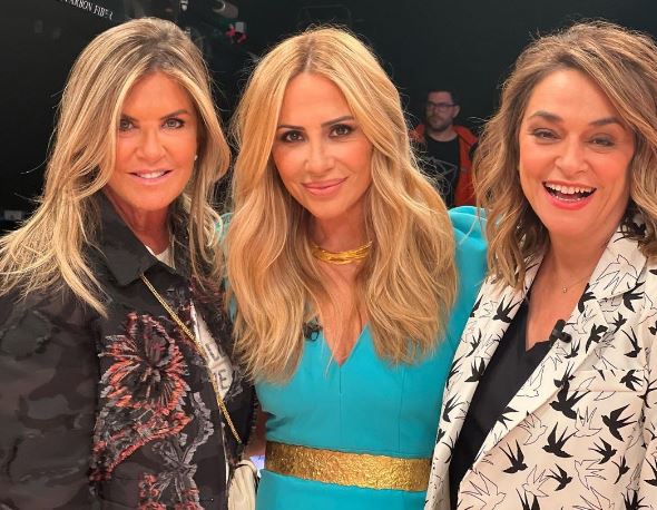 Susana Uribarri Wiki (José Luis Uribarri's Daughter) Age, Husband, Children, Net Worth, Family, BIO & More 6 Susana with her friends