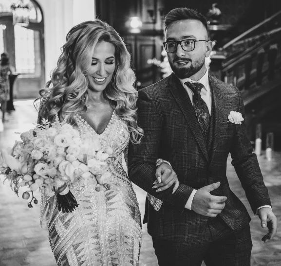 Sylwia Peretti Wiki, Biography, Height, Age, Husband, Kids, Family, Net Worth & More 5 Sylwia with her son Patryk Peretti