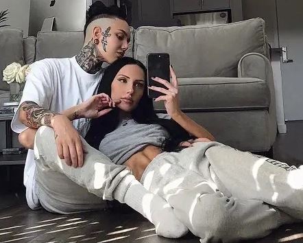 Adonis Beck (Pope The Barber) Wiki, Biography, Obituary, Age, Girlfriend, Family, Death & More 5 Adonis and his partner