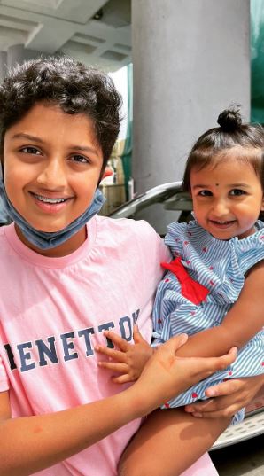 Anaira Rakshith (Rakshith Shivaram’s Daughter) Wiki, Biography, Age, Mother, Family, Boyfriend & Facts 4 Anaira with her cousin brother Shourya Raghavendra
