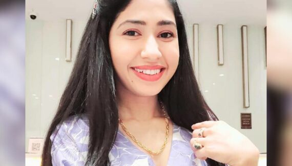 Angel Bhandari Age, Boyfriend, Parents, Height, Biography, WIKI, Net Worth, Movies & More 11 Angel Bhandari