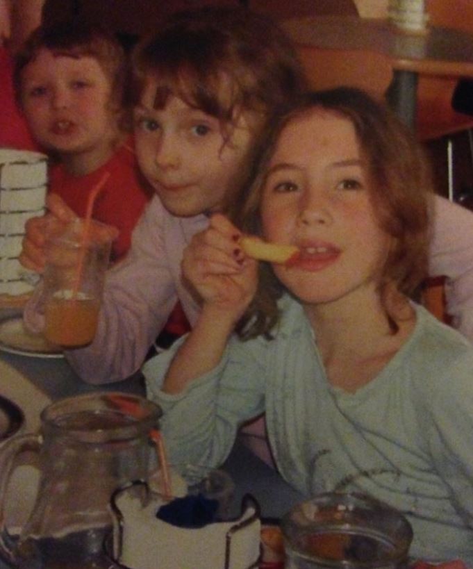 Childhood photo of Rosa Walton with her siblings