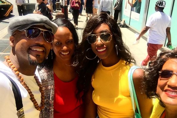 Clifton Oliver (Lion King Actor) Wiki, Biography, Age, Wife, Family, Net Worth, Death Cause & More 7 Clifton with his family members