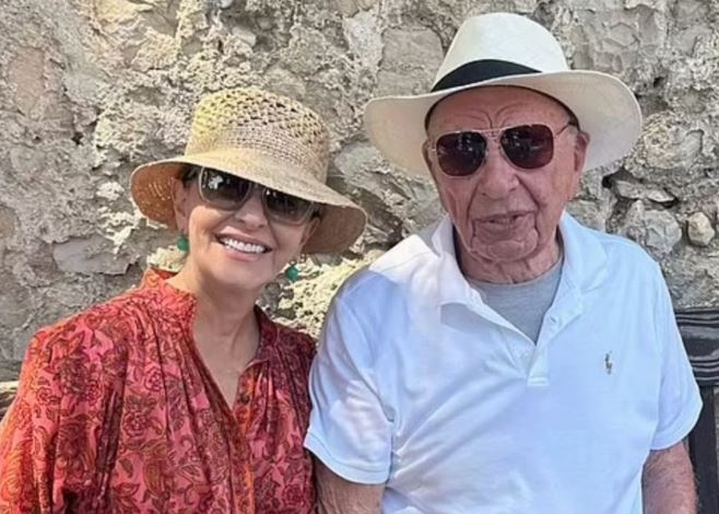 Elena Zhukova Age, Husband, Family, Kids, Net Worth, Height, Biography, Wiki & More 4 Elena Zhukova and Rupert Murdoch