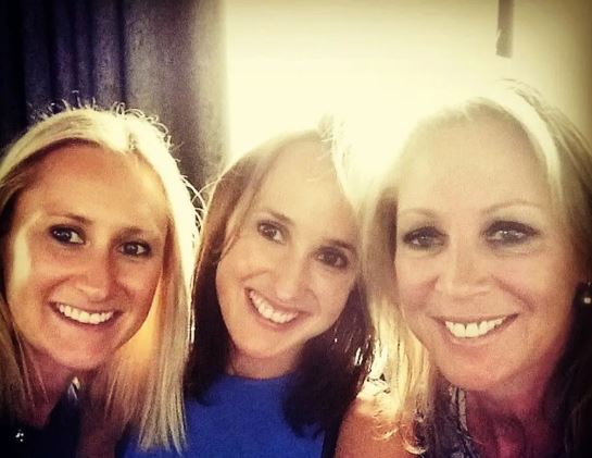 Gaynor Martin (Glenn Wheatley's Wife) Wiki, Age, Kids, Family, Net Worth, Biography & More 3 Gaynor Martin with her friends