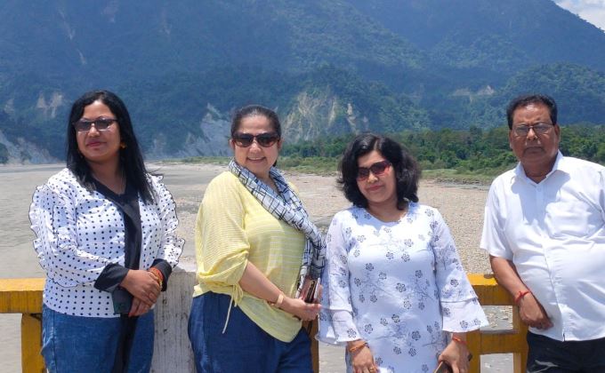 Indrani Tahbildar: Wiki, Age, Husband, Kids, Biography, Family, Death Cause & More 3 Indrani Tahbildar with her family