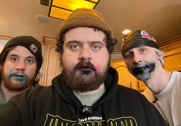 MeatCanyon Age, Height, Wife, Net Worth, Family, Biography, Wiki & More 9 MeatCanyon with his friends