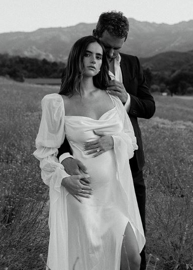 Natalie Joy Age, Wiki, Biography, Husband, Family, Net Worth, Height & More 9 Natalie Joy and Nick Viall expecting a baby