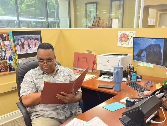 Orlando Davis Age, Wife, Family, Kids, Biography, Wiki, Net Worth, Career & More 4 Orlando Davis career