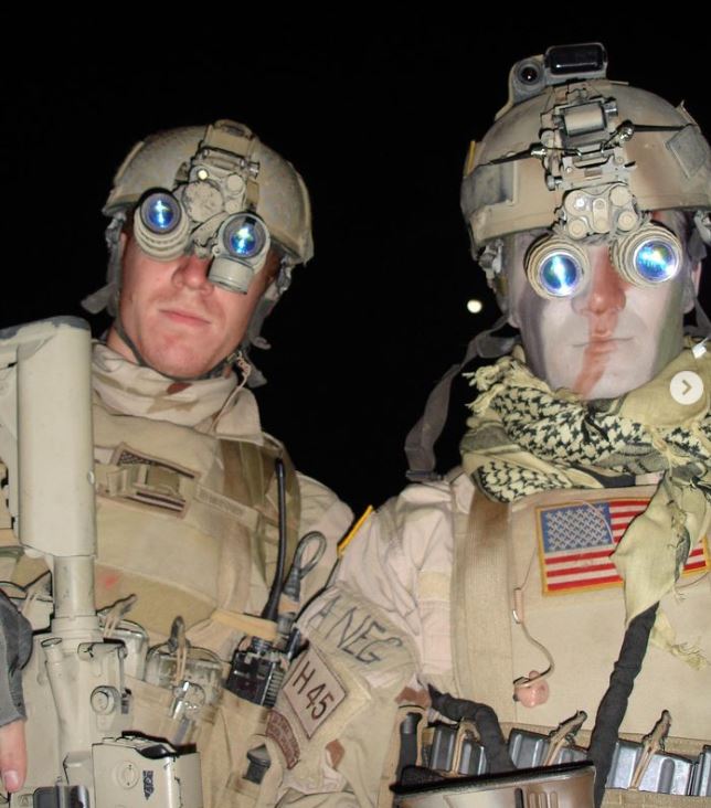 Shawn Ryan (SEAL) Wiki, Age, Wife, Family, Biography, Net Worth, Career & More 3 Shawn Ryan worked in the US Navy