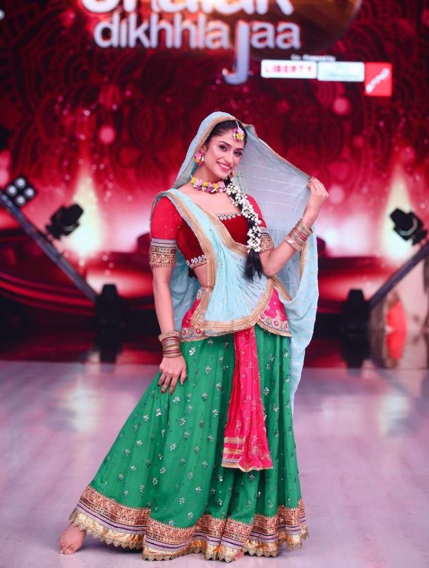 Shweta Sharda Height, Weight, Age, Parents, Education, Birthday, Boyfriend, BIO & More 4 Shweta Sharda appeared in Jhalak Dikhla Jaa