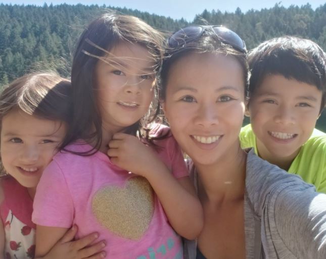 Yvonne Ho Age, Husband, Family, Kids, Biography, Wiki, Net Worth & More 7 Yvonne Ho and her kids