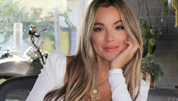Alex Hall Age, Birthday, Height, Weight, Husband, Wiki, Family, Net Worth & BIO 17 Alex Hall