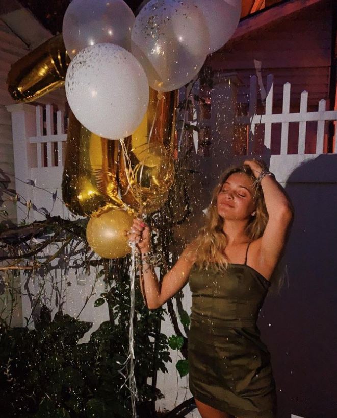 Dalanie DiSabato Height, Weight, Age, Wiki, Boyfriend, Parents, Net Worth & BIO 3 Dalanie DiSabato on her 17th birthday