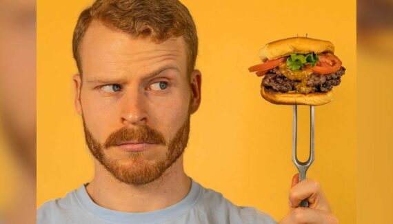Ethan Chlebowski Height, Weight, Age, Gay Partner, WIKI, Net worth, Family & BIO 17 Ethan Chlebowski
