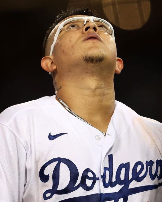 Daisy Perez Wiki (Julio Urias’ Girlfriend), Age, Family, Net Worth, Biography & More 7 Julio Urias controversy