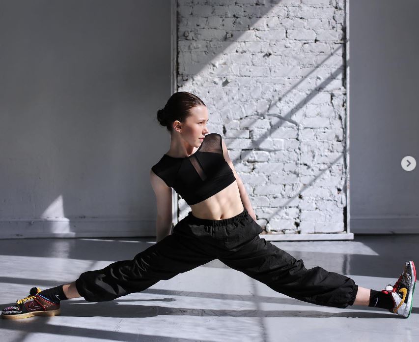 Katelyn Rose Downey is a dancer