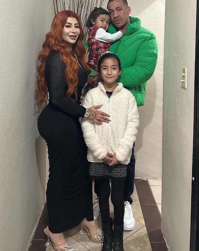 Lefty SM (Rapper) Age, Wife Kids, Family, Wiki, Net Worth, Death & BIO 3 Lefty SM with his family