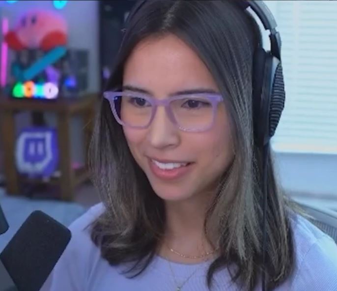 LovelyLo Age, Height, Parents, Wiki, Real Name, Net Worth, Boyfriend & Bio 2 LovelyLo Wikipedia