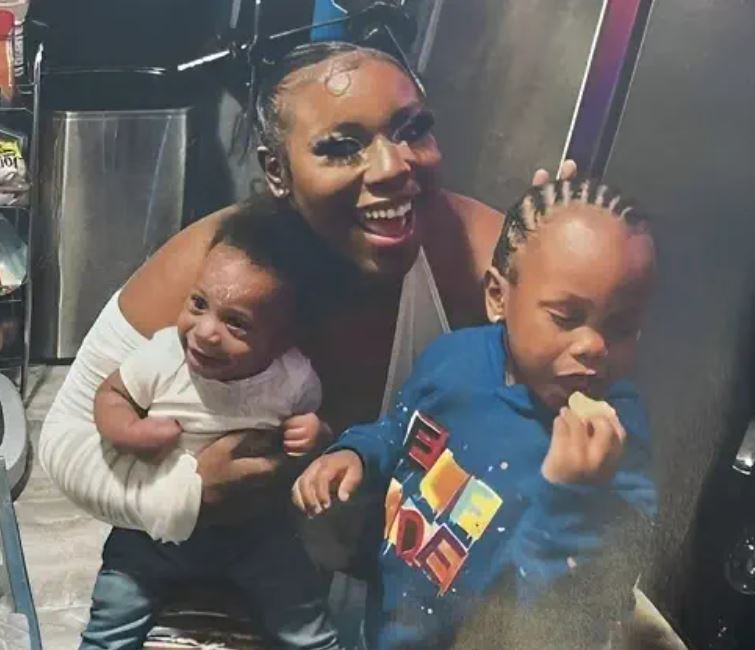 Ta’Kiya Young Wiki, Biography, Obituary, Age, Husband, Family, Cause of Death & More 6 Ta’Kiya Young with her sons