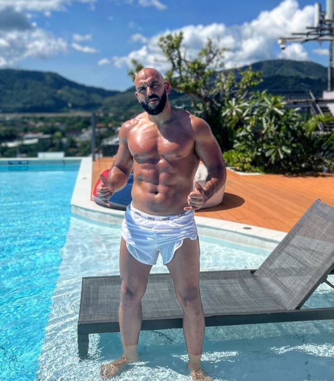 Yassine Chueko (Lionel Messi’s Bodyguard) Wiki, Age, Net Worth, Girlfriend, BIO, Height & More 10 Yassine Chueko height