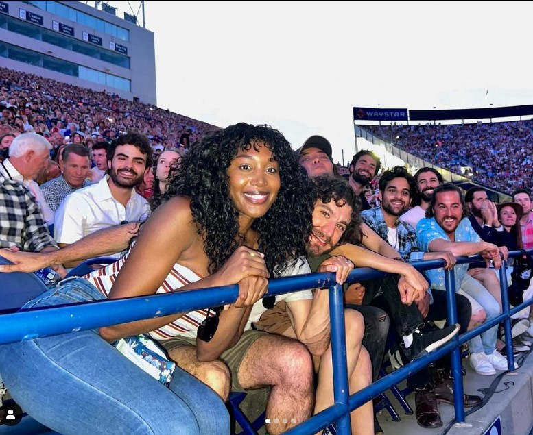 Amber Shana Williams Wikipedia, Biography, Age, Net Worth, Husband, Family, Height, Ethnicity 3 Amber Shana Williams and The Chosen Team