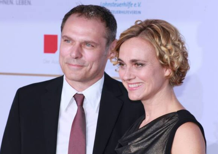 Tobias Grob: Who Is Caren Miosga's Husband? Wiki, Age, Kids, Net Worth, Family 3 Tobias Grob wife Caren Miosga