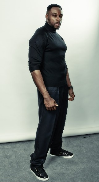 Bentley Kalu (Actor) Wiki, Age, Net Worth, Height, Weight, Family, Wife, Movies, Bio, and more 3 Bentley Kalu Physical appearance