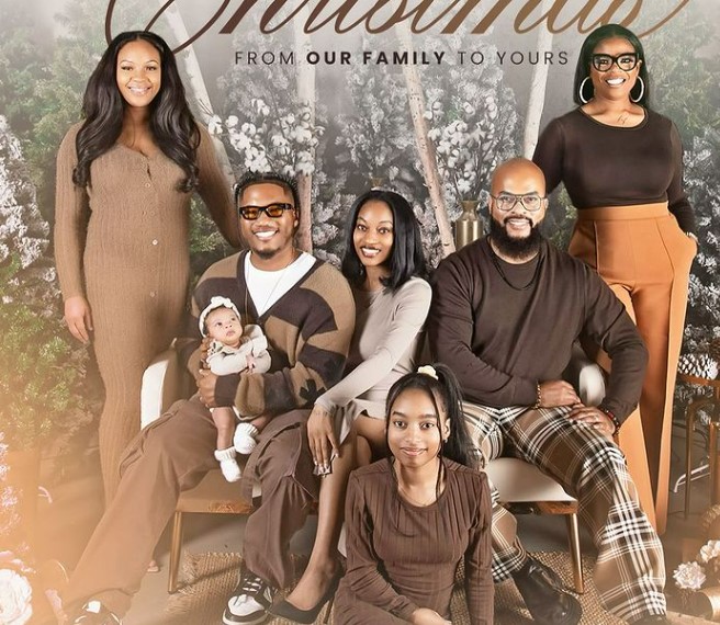 JJ Hairston (Gospel Singer) Wiki, Biography, Height, Weight, Age, Wife, Girlfriend, Net Worth, Kids, Family, Career & More 4 JJ Hairston and his Family